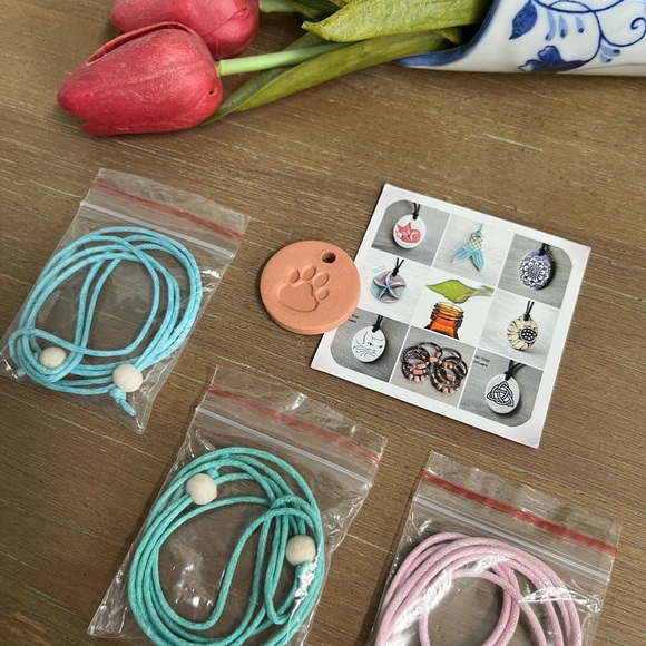 Kiln Fired Diffusers Artisan Pendant + Cord Necklace Bundle for Essential Oils - Picture 7 of 8